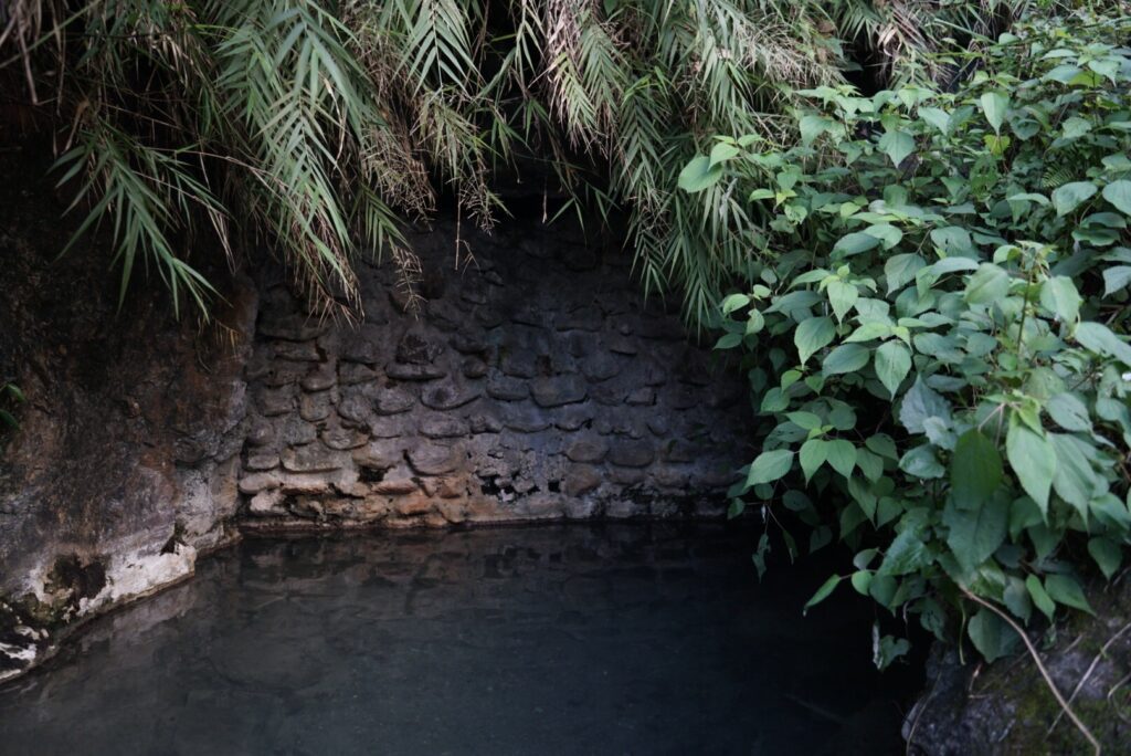 東部野溪溫泉-花蓮野溪溫泉-摩里沙卡洞穴溫泉
